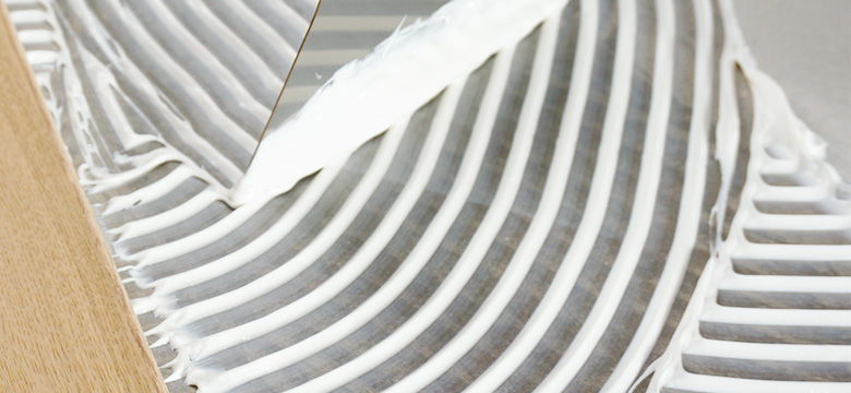 フローリング直貼り用接着剤