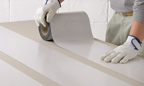 壁用制振テープ貼り付け施工